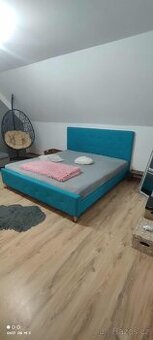 Manželka postel 180x200