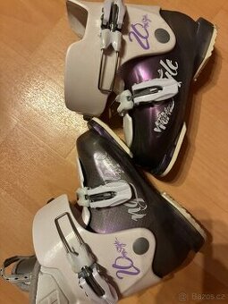 Lyžáky dívčí Fischer 19-19.5