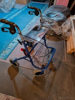 Chodítko a zidlicka