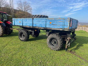 Sklápěcí vlek 8t s SPZ