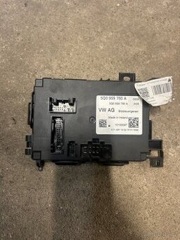 Řídící jednotka sedadla Škoda Superb 3