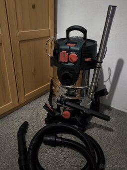 Vysavač na mokré a suché vysávání PWD 30 C1