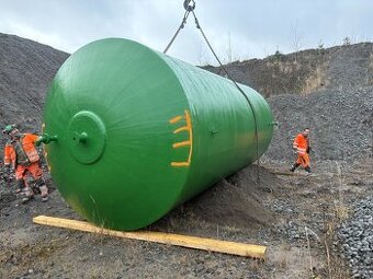 Laminátová nádrž 40m3 na deštovou vodu.