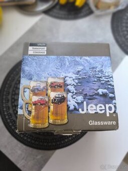 Sada pivních sklenic Jeep Glassware