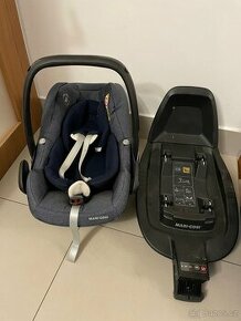 MAXI-COSI Autosedačka Pebble Pro i-Size se základnou