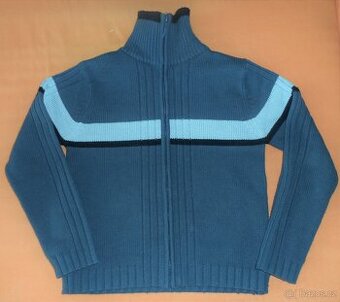 Teplý svetr vel. 134