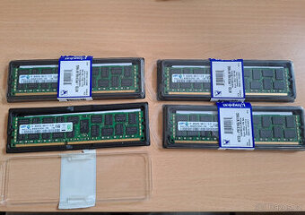 2x 8GB RAM DDR3 1333MHz - M393B1K70DH0-YH9