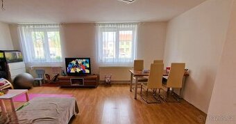 Dům se zahradou 3+1 - 1