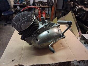 Motor čz 150c