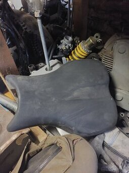 Triumph daytona  675 SEDLO