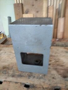 Vřeteník na soustruh