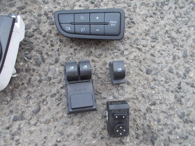 Spínače, ovl. topení - Fiat Grande Punto