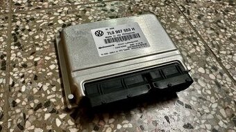 VW - AUDI - ŘÍDÍCÍ JEDNOTKA VZDUCHOVÉHO PODVOZKU 4L0910553H