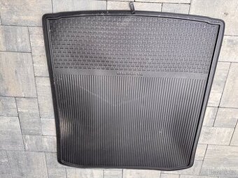 Oboustranný koberec Škoda Superb