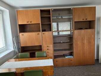 Obývací stěna za odvoz