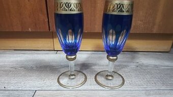 Starožitné sklo ,šest kousků .