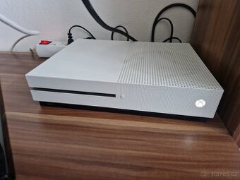 Xbox One S 1Tb