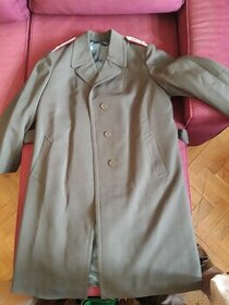 Vycházková uniforma a 2 kabáty dámské SNV 70. léta
