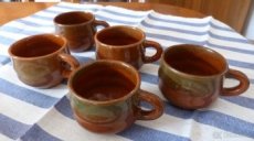 Hrníčky keramika, různá ,vázy,talíř - 1
