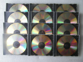 Prázdné CD a DVD a obaly - 1