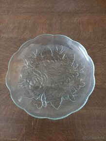 skleněný talířek