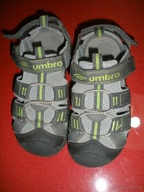 SANDÁLY zn.UMBRO VEL.33
