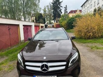 MERCEDES BENZ GLA 200 CDI 4MATIC