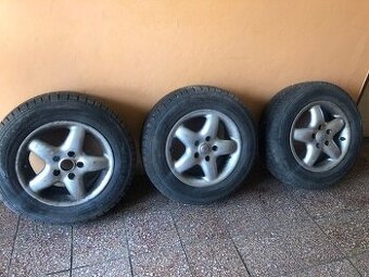 Prodám sadu 4 letních kol Hankook 195/70R15C
