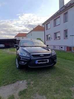 Ford Focus 1.6 74kw benzín