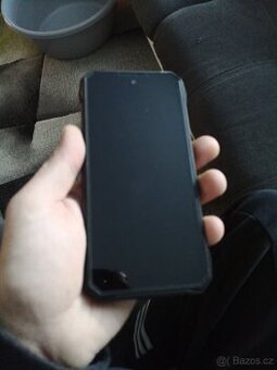 Mobilnípracovni telefon DOOGEE s89