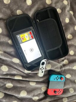 Nintendo Switch - Neon Red&Blue Joy-Con - 1
