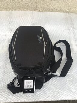 Tankvak Shad E22 16L - 1