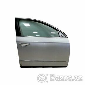 Pravé přední dveře stříbrná LA7W VW Passat B6 r.v. 2007
