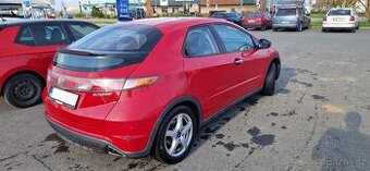 Honda Civic 8g 1.8 103kw