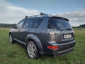 Mitsubishi Outlander 2.2 Di-D, 4x4, 7 míst, SLEVA - 1