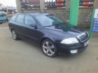 škoda octavia 2 kombi 2.0tdi 103kw rv2006 xenony