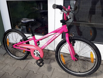 Dívčí kolo zn. Specialized Hotrock