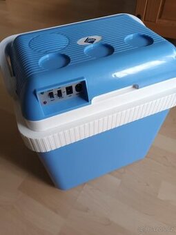 Chladicí/topný box 24 l