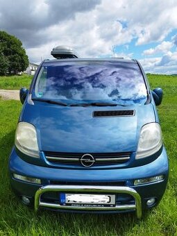 Opel vivaro long