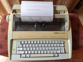 Prodám elektrický psací stroj Brother AX-410
