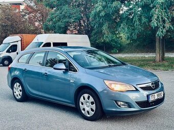 Opel Astra Sports Tourer 1.4, 88kW, 140 000km