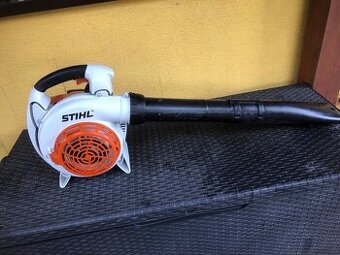Prodám STIHL SH 86- Fukar/vysavač, benzínový, příkon 800 W