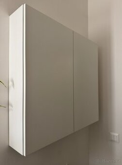 Koupelnová skříňka IKEA