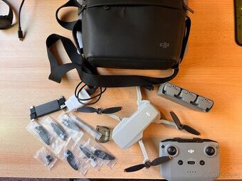 DJI MINI 2 Fly More Combo