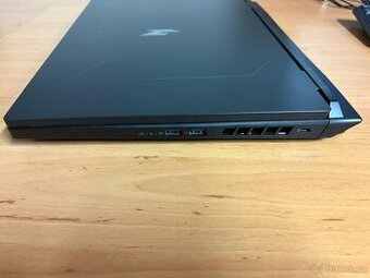 Acer Nitro 16 Obsidian Black – RTX 4050, Ryzen 5, 16 GB DDR5