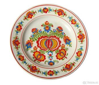 Dekorativní talíř