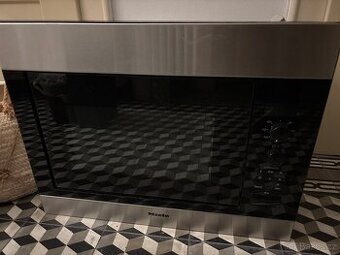 Vestavná mikrovlnná trouba Miele M8260