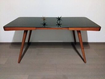 Konferenční stolek Jiroutek