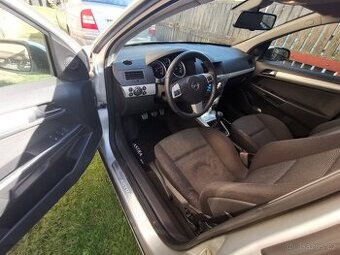 Opel Astra H 1.8 103kw