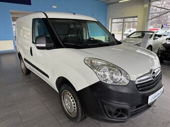 Opel Combo 1,4 70kW,SERVISKA,2.MAJITEL